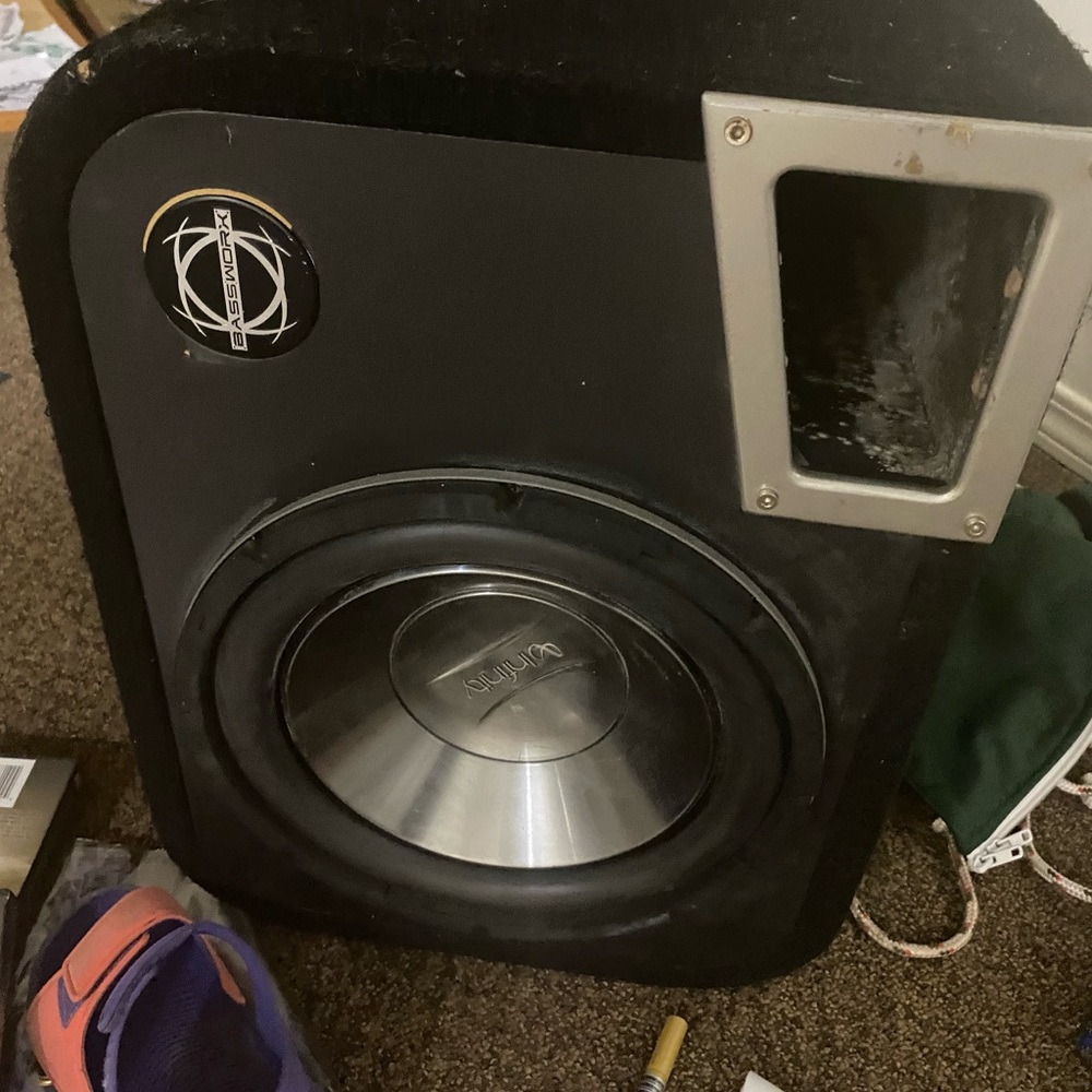 Bass work sub infinity 10’ inch Speaker